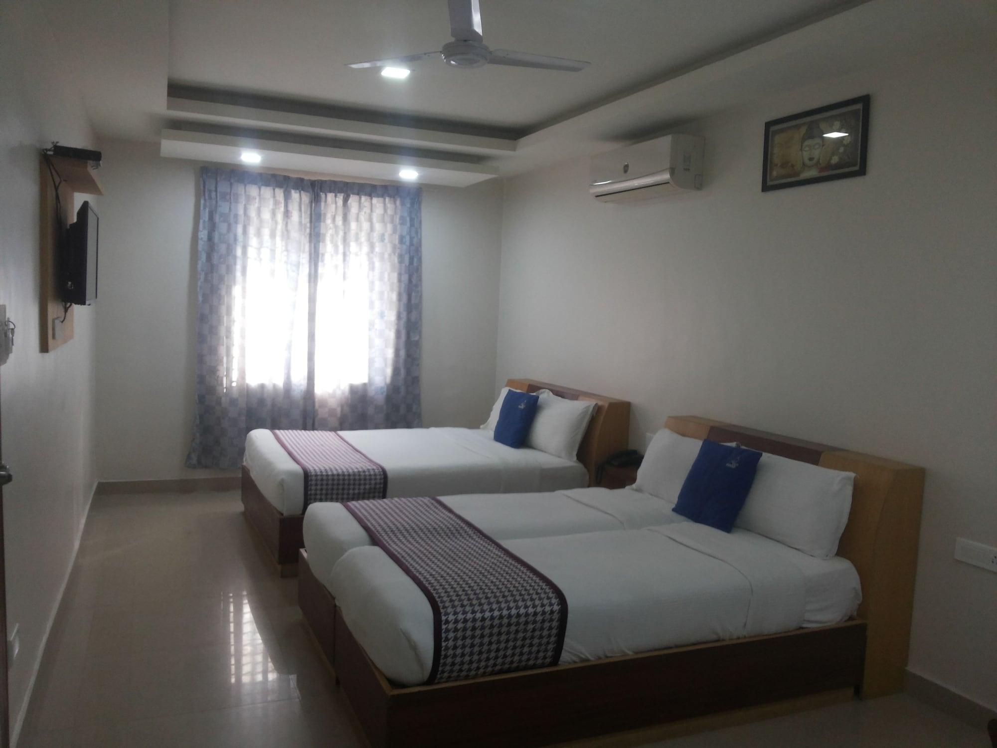 Hotel White Parrot Mysore Exterior foto
